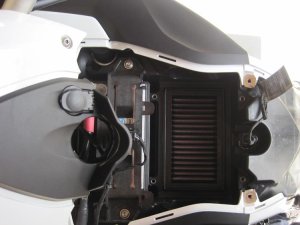BMW F800ST Motorcycle Direct Fit Air Filter - K&N Engineering - High-flow - `06-`10 BMW F800ST Motorcycle Direct Fit Air Filter - K&N Engineering - High-flow - `06-`10